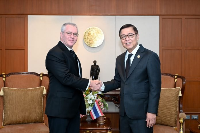 Minister of Foreign Affairs meets with the Hon. Michael George DeSombre, United States Assistant Secretary of State for East Asian and Pacific Affairs, on the occasion of the latter’s visit to Thailand