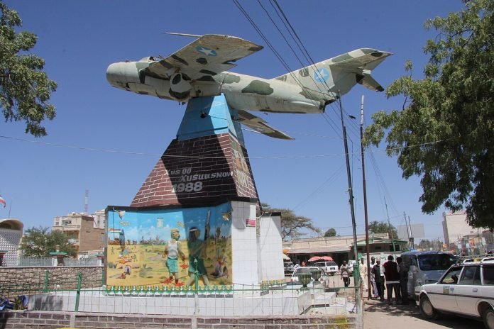 Hargeisa_War_Memorial_2012