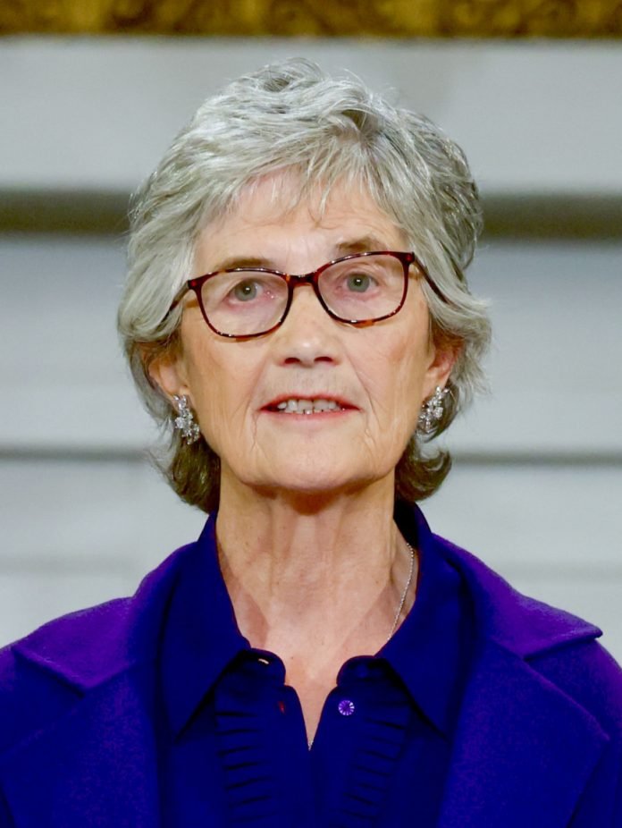 Inauguration_of_Catherine_Connolly,_11_November_2025_(3x4_cropped)