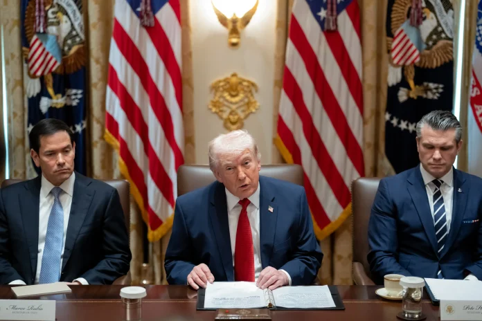 Trump holds cabinet meeting
