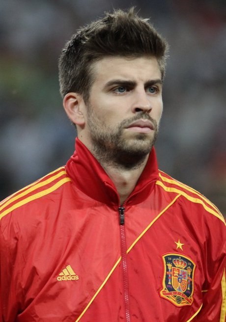 Gerard_Piqué_Euro_2012_vs_France_01