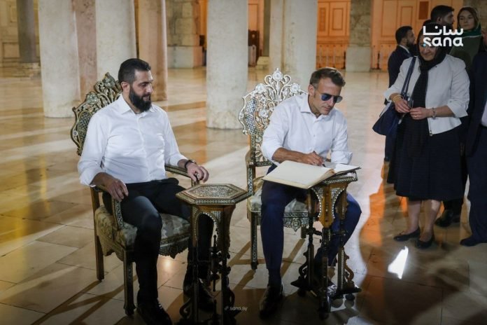 Presidents al-Sharaa and Macron visited the Umayyad Mosque in Damascus on Monday