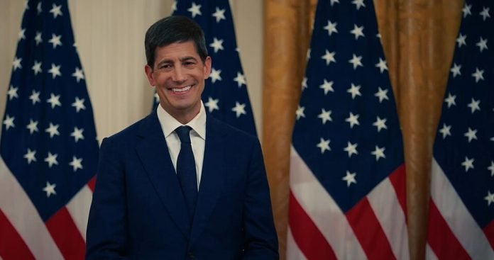 Kevin_Warsh_webtake
